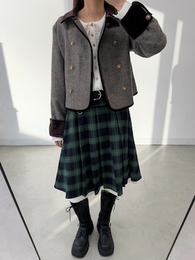 「idem（イデム）のアイテム」を使った、村田倫子さん（レディース・163cm）の秋コーディネート