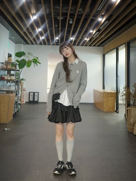 「COMME des GARCONS（コムデギャルソン）のアイテム」を使った、村田倫子さん（レディース・163cm）の春コーディネート