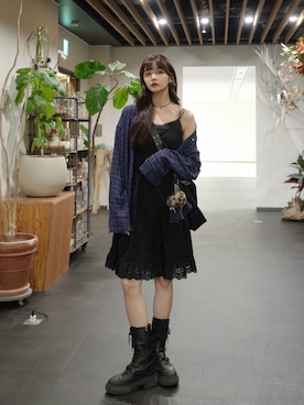 「アイテム（ワンピース）」を使った、村田倫子さん（レディース・163cm）の秋コーディネート