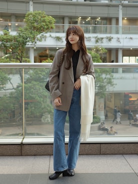 「アイテム（テーラードジャケット）」を使った、村田倫子さん（レディース・163cm）の冬コーディネート