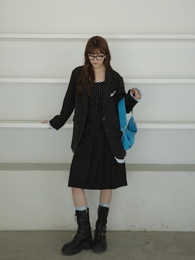 「idem（イデム）のoversized layered jacket / レイヤード風オーバーサイズジャケット（テーラードジャケット）」を使った、村田倫子さん（レディース・163cm）の秋コーディネート