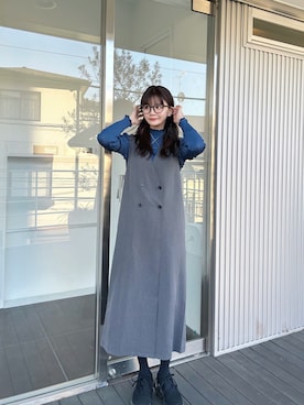 「idem（イデム）のアイテム（ジャンパースカート）」を使った、村田倫子さん（レディース・163cm）の冬コーディネート