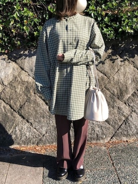 maさんの「センタープレスフレアパンツ　852112」を使ったコーディネート