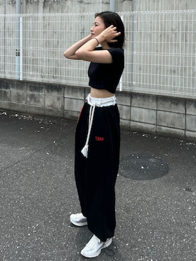 「ショート丈トップス」｜「アイテム（スニーカー）」を使った、maiさん（レディース・153cm）の夏コーディネート