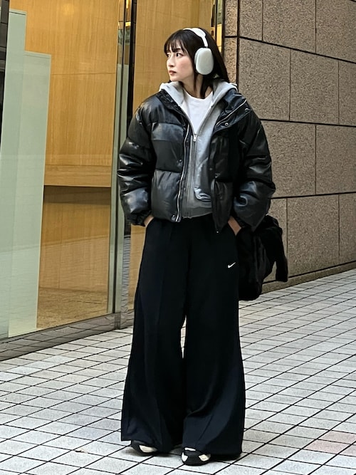 試着のみ！ナイキNIKEワイドトラックパンツ。ワイドパンツジャージ刺繍ロゴ 試着のみ！ナイキNIKEワイドトラックパンツ。ワイドパンツジャージ刺繍