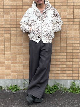 「エツのアイテム（パンツ、グレー系）」を使った、qsssy さん（メンズ・160cm）の春コーディネート