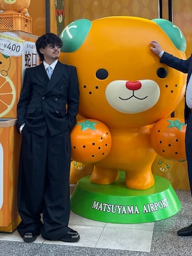 「アイテム（フォーマルスーツ/小物）」を使った、qsssy さん（メンズ・160cm）の秋コーディネート