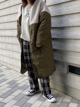「アイテム（ノーカラーコート）」を使った、fifthスタッフさん（レディース・150cm）の冬コーディネート