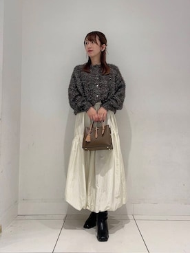「SENSE OF PLACE by URBAN RESEARCH(センスオブプレイスバイアーバンリサーチ)のラメシャギールーズセーター(ニット/セーター、グレー系)」を使った、Maiさん(レディース・156cm)の秋コーディネート