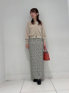 「SENSE OF PLACE by URBAN RESEARCH(センスオブプレイスバイアーバンリサーチ)のラメシャギークロップドカーディガン(カーディガン/ボレロ、ベージュ系)」を使った、Maiさん(レディース・156cm)の秋コーディネート