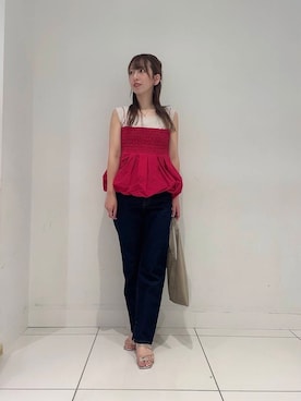 「RODE SKO(ロデスコ)のスタッズサンカクトートバッグ(トートバッグ、ベージュ系)」を使った、Maiさん(レディース・156cm)の秋コーディネート