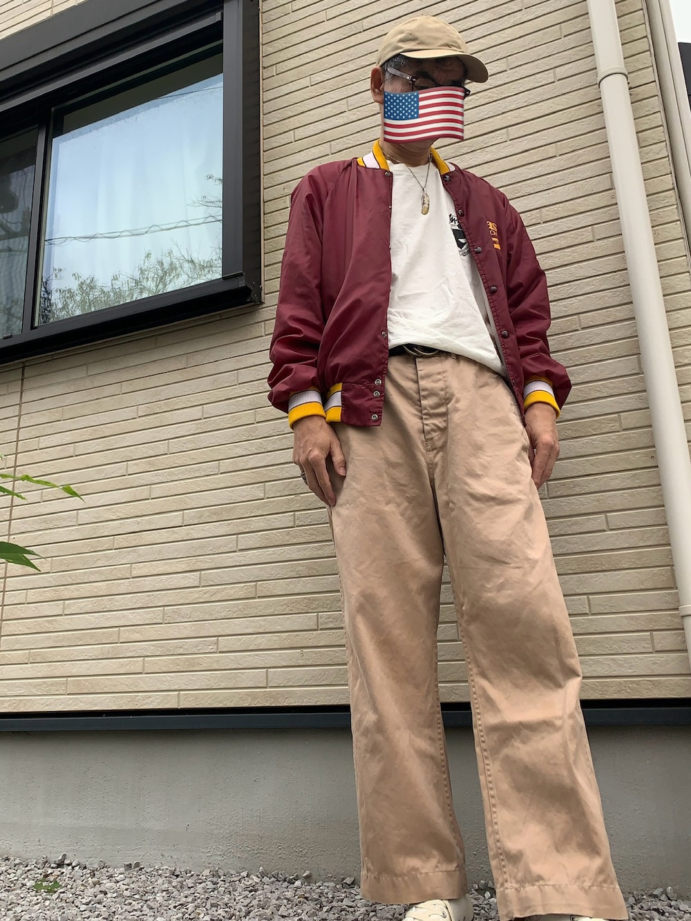 「アメカジ、秋服コーデ、古着MIX」｜「Buzz Rickson'sのアイテム（チノパンツ、ベージュ系）」を使った、hir○さん（メンズ・179cm）の秋コーディネートの1枚目の写真