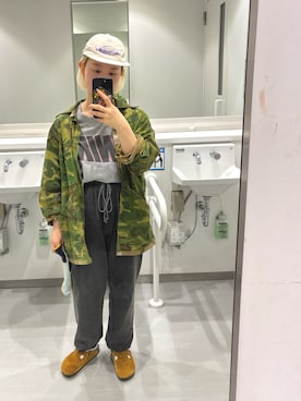 「NIKE(ナイキ)のアイテム(Tシャツ/カットソー)」を使った、madoka さん(レディース・152cm)の秋コーディネート
