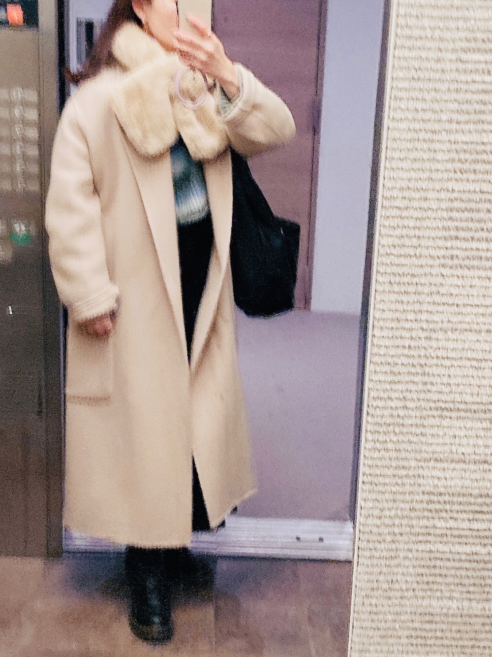 「TODAYFUL、Ungrid、グラデーション、グラデーションニット、タイトスカート、オトナ女子、おでかけコーデ、バレンタイン、アイス、大人カジュアル、カジュアル、ootd、きれいめカジュアル」｜「TODAYFULのウールオーバーコート（チェスターコート、ホワイト系）」を使った、kaorin☆さん（骨格ストレート・レディース・156cm）の春コーディネートの1枚目の写真