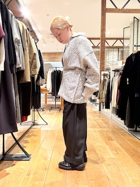 「アイテム（ニット/セーター）」を使った、チコたんさん（レディース・156cm・40代）の秋コーディネート