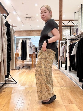 「URBAN RESEARCH DOORS（アーバンリサーチドアーズ）のリネンライクニットプルオーバー（ニット/セーター）」を使った、チコたんさん（レディース・156cm）の夏コーディネート