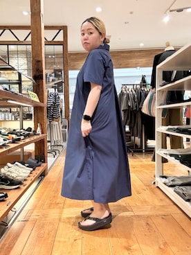 「URBAN RESEARCH DOORS（アーバンリサーチドアーズ）の衿付きスキッパーAラインワンピース（ワンピース、ブルー系）」を使った、チコたんさん（レディース・156cm）の夏コーディネート