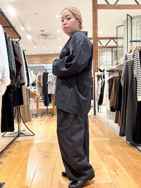 「アイテム（テーラードジャケット）」を使った、チコたんさん（レディース・156cm・40代）の夏コーディネート