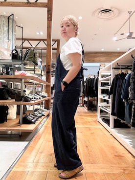 「ストレート×イエベ春」｜「アイテム（オールインワン・サロペット）」を使った、チコたんさん（レディース・156cm）の夏コーディネート