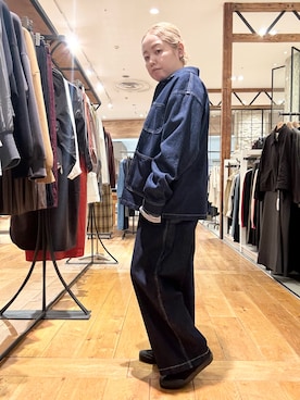 「アイテム（カバーオール）」を使った、チコたんさん（レディース・156cm）の秋コーディネート
