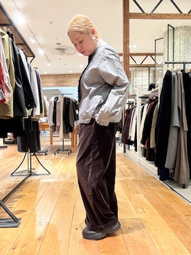 「アイテム（ローファー）」を使った、チコたんさん（レディース・156cm・40代）の秋コーディネート