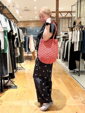 「ウエストがゴム」｜チコたんさん（レディース・156cm）の春コーディネート