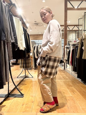 「アイテム（スウェット）」を使った、チコたんさん（レディース・156cm・40代）の秋コーディネート