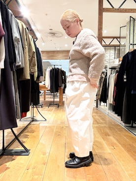 「URBAN RESEARCH DOORS（アーバンリサーチドアーズ）のプードルボアカーディガン（カーディガン/ボレロ）」を使った、チコたんさん（レディース・156cm）の秋コーディネート