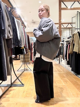 「アイテム（トップス）」を使った、チコたんさん（レディース・156cm・40代）の秋コーディネート