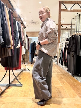 「アイテム（バレエシューズ）」を使った、チコたんさん（レディース・156cm）の秋コーディネート