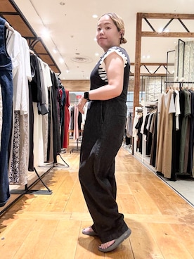 「アラフォーコーデ」｜「アイテム（オールインワン・サロペット）」を使った、チコたんさん（レディース・156cm）の夏コーディネート