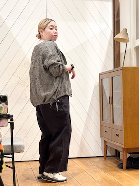 「かぐれ（カグレ）のリネンレーヨンチェックシャツカーディガン（シャツ/ブラウス、ブラック系）」を使った、チコたんさん（レディース・156cm）の春コーディネート