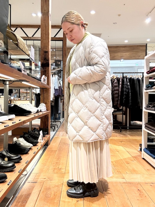 ライトダウンキルトロングコート（ダウンジャケット/コート）｜URBAN