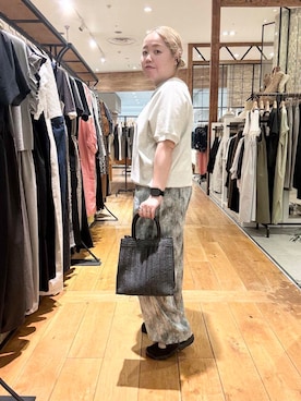 「ウエストがゴム」｜チコたんさん（レディース・156cm）の春コーディネート