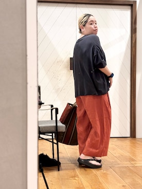 「かぐれ（カグレ）のハイツイストコットン半袖Tシャツ（Tシャツ/カットソー、グレー系）」を使った、チコたんさん（レディース・156cm）の夏コーディネート
