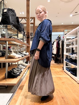 「RODE SKO（ロデスコ）のアイテム」を使った、チコたんさん（レディース・156cm）の秋コーディネート