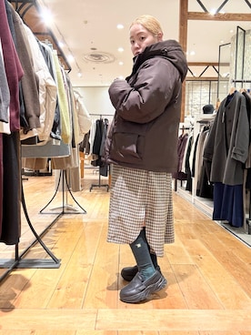 「ブラウスコーデ」｜「アイテム（ローファー）」を使った、チコたんさん（レディース・156cm）の秋コーディネート