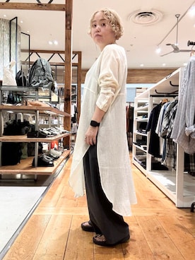 「イエベ春」｜「アイテム（グレー系）」を使った、チコたんさん（レディース・156cm）の夏コーディネート