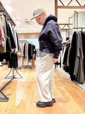 「アイテム（ローファー）」を使った、チコたんさん（レディース・156cm・40代）の秋コーディネート