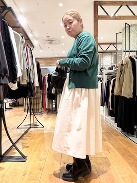 「アイテム（ブーツ）」を使った、チコたんさん（レディース・156cm）の秋コーディネート