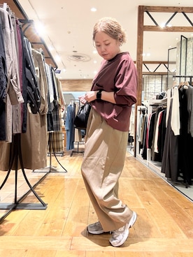 「アイテム（ボストンバッグ）」を使った、チコたんさん（レディース・156cm）の秋コーディネート