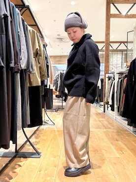 「アイテム（ニットキャップ/ビーニー、グレー系）」を使った、チコたんさん（レディース・156cm）の秋コーディネート