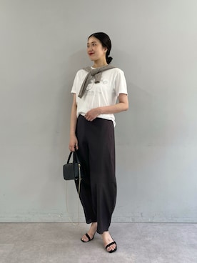 「スカラップ」｜「アイテム（アクセサリー）」を使った、CHIHIROさん（レディース・161cm）の春コーディネート