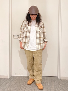 「AVIREX（アヴィレックス）のアイテム（ハンチング/ベレー帽）」を使った、misiaさん（レディース・165cm）の秋コーディネート
