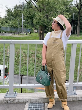 「ミニトート」｜「アイテム（パンツ）」を使った、misiaさん（レディース・165cm）の秋コーディネート
