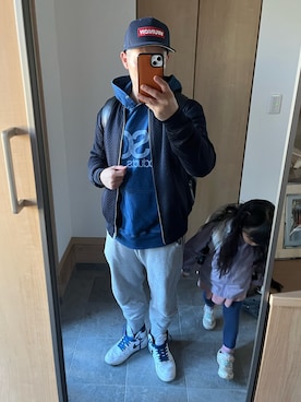 「アイテム（トップス）」を使った、GoUさん（メンズ・163cm・40代）の秋コーディネート