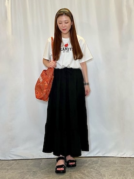 「PEANUTS（ピーナッツ）のアイテム」を使った、おうめさん（レディース・160cm）の夏コーディネート