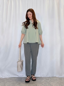 「esche（エッシュ）のアイテム」を使った、おうめさん（レディース・160cm）の春コーディネート