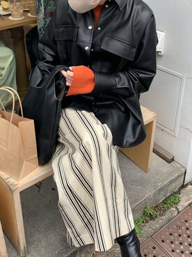 LOOSE SHAPE RIB KNIT TOPSを使った人気ファッション