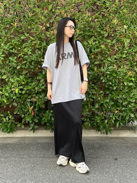「アイテム（スニーカー）」を使った、MITSUMIさん（レディース・161cm）の秋コーディネート